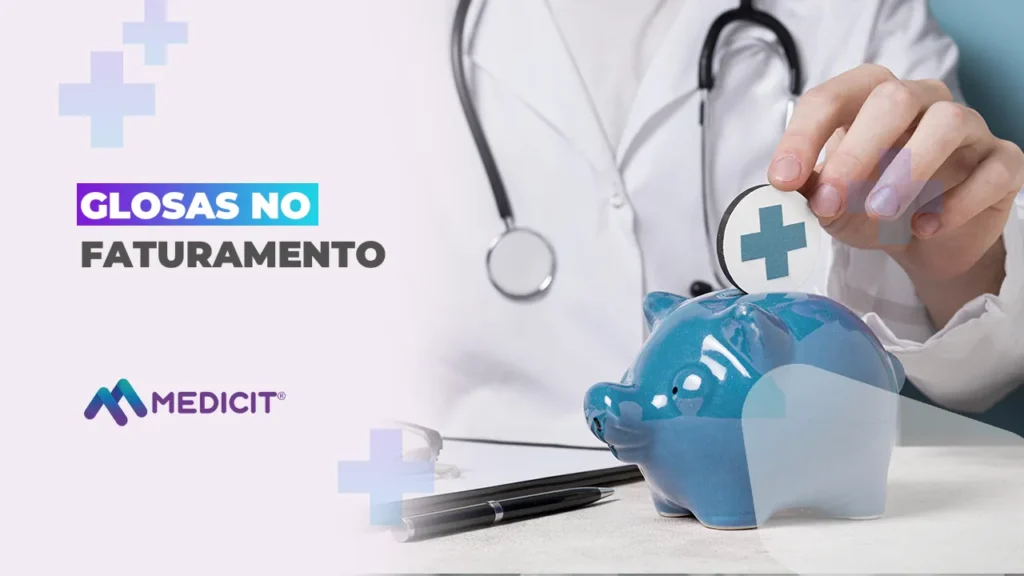 Médico colocando moeda com cruz da saúde em cofrinho, ilustrando perdas por glosas no faturamento