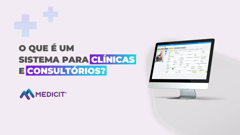 Monitor exibindo o cadastro de paciente no sistema Medicit para clínicas e consultórios